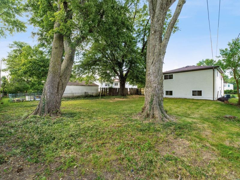4824 Warminster Drive , Columbus, OH 43232 Photo 39