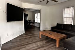 116 Reid St photo 4