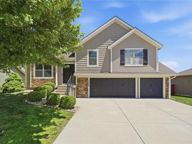 11205 N Pennsylvania Avenue, Kansas City, MO 64155