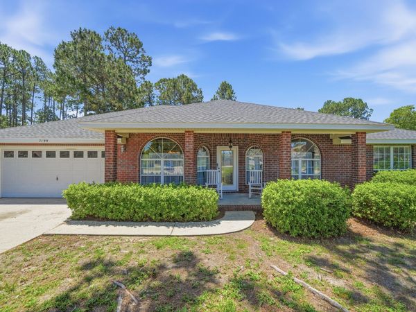 7199 Riverview Street, Navarre, FL 32566