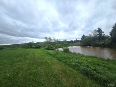 Hermitage Road , Warsaw, NY 14569
