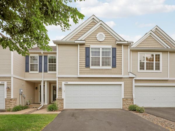 2186 Woodcrest Drive, Woodbury, MN 55129