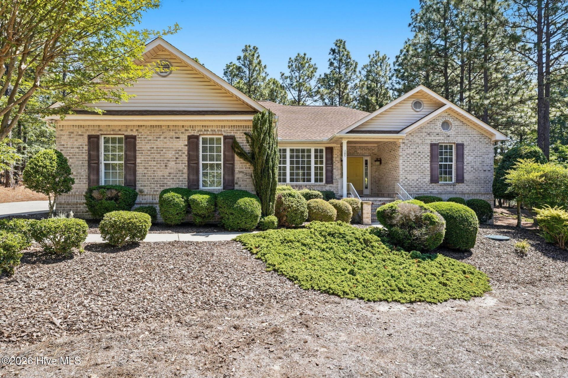 105 Woodall Court, West End, NC 27376 Main Photo