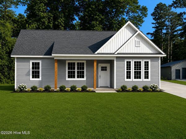 109 W Westbrook Street , Wallace, NC 28466