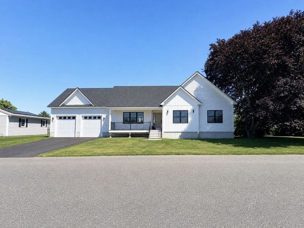 115 Ricketson St, New Bedford, MA 02744