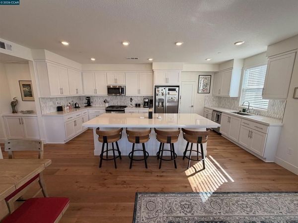 9732 Seawind Way , Newark, CA 94560