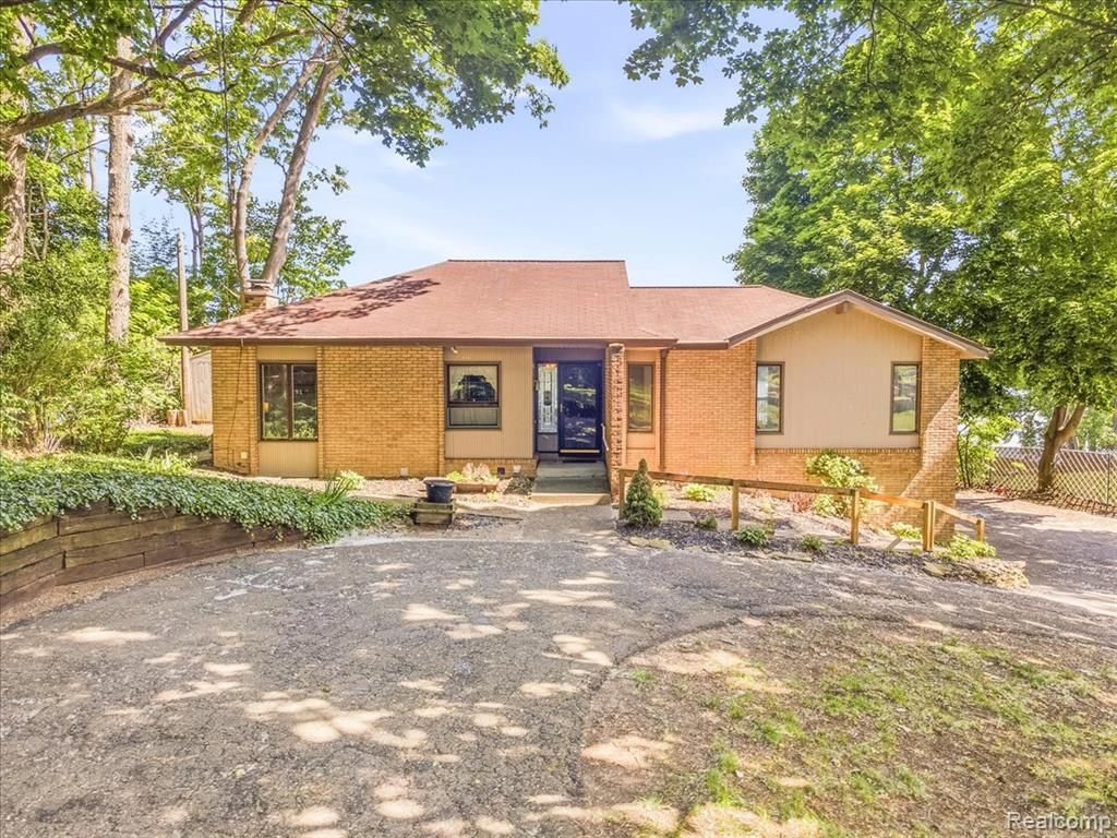 13020 Edgedale Street, Van Buren Township, MI 48111 Main Photo
