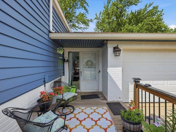 2561 Binghamton, Auburn Hills, MI 48326