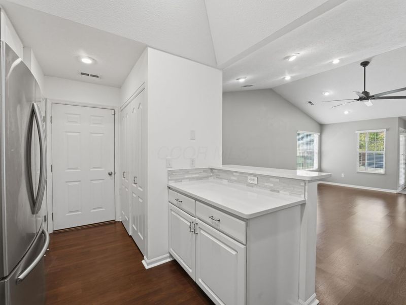 7430 Cherry Brook Drive , Reynoldsburg, OH 43068 Photo 10