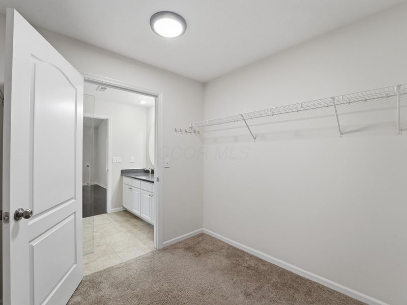 7430 Cherry Brook Drive , Reynoldsburg, OH 43068 Photo 19