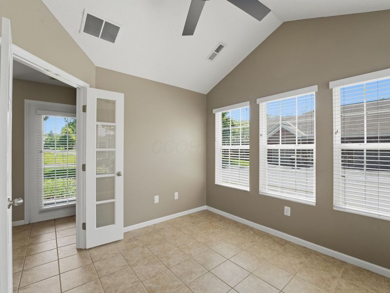 7430 Cherry Brook Drive , Reynoldsburg, OH 43068 Photo 7