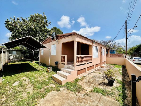 92 Camino San Martin COMM. SAN MARTIN , GUAYAMA, PR 00784