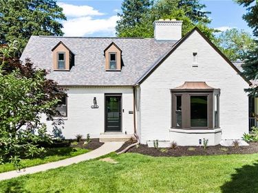 6311 Iris Avenue, Cincinnati, OH 45213