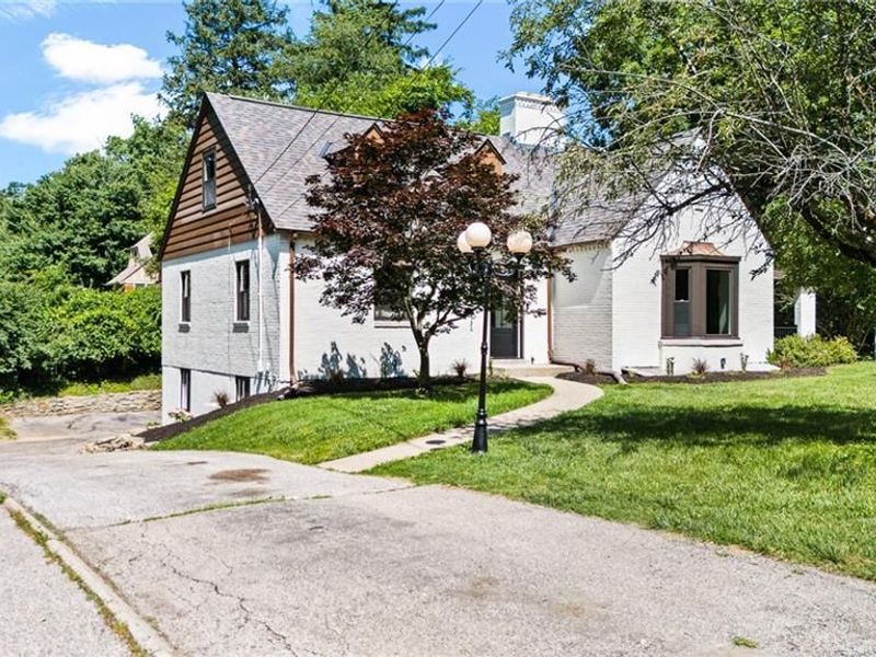 6311 Iris Avenue, Cincinnati, OH 45213 Photo 4