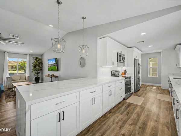 314 E MARCONI Avenue, Phoenix, AZ 85022