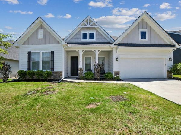 8096 Woodline Lane, Denver, NC 28037