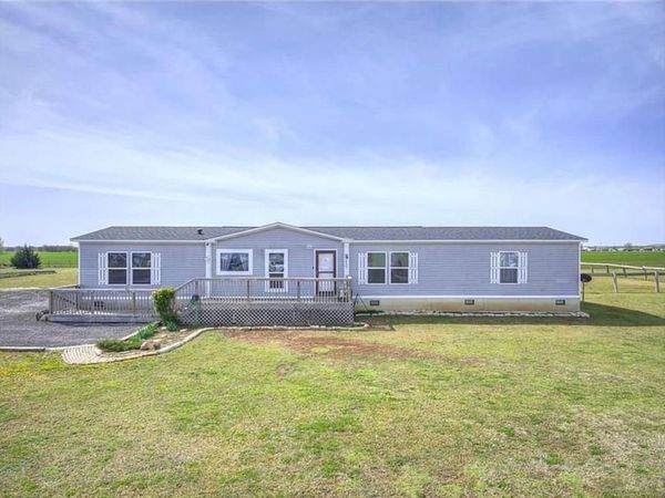 6900 Winchester Drive, El Reno, OK 73036