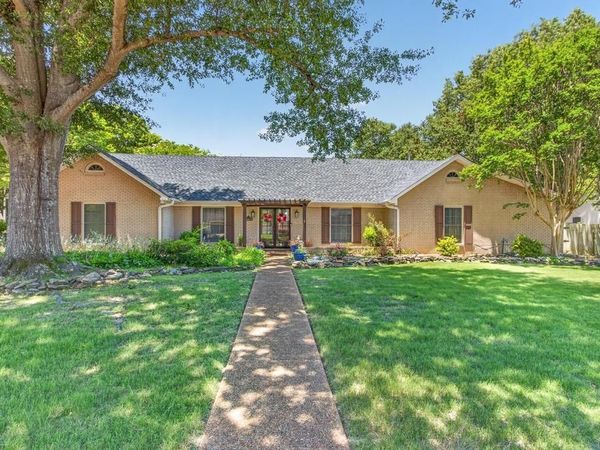1453 ASHSTONE DR, Germantown, TN 38138