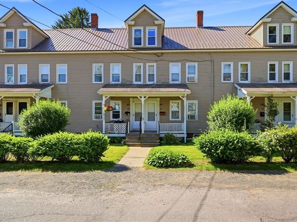64 Mount Tom Ave, Unit 64, Easthampton, MA 01027