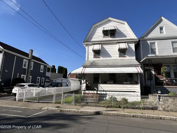 26 Poplar Street, Wilkes-Barre, PA 18702
