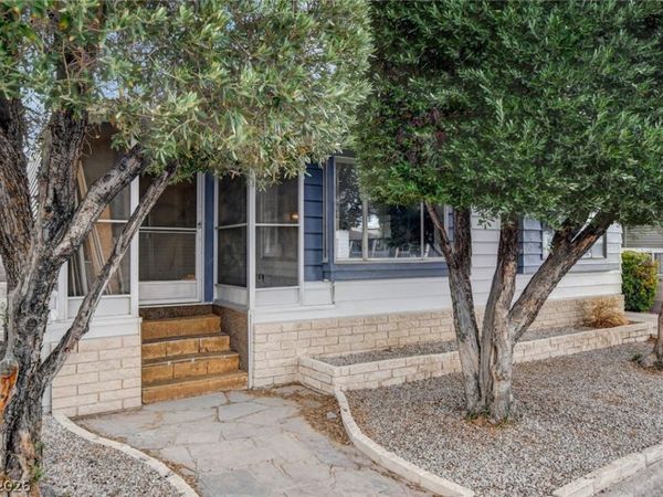 5054 Ridge Drive , Las Vegas, NV 89103