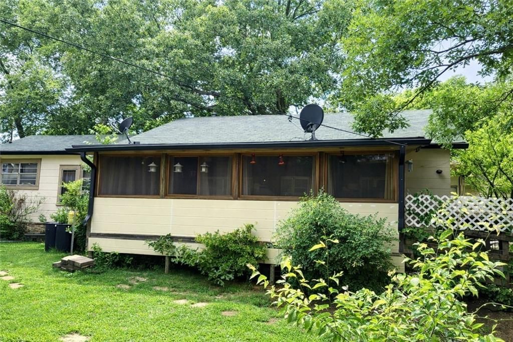 28 8th Street, Emerson, GA 30137 Main Photo