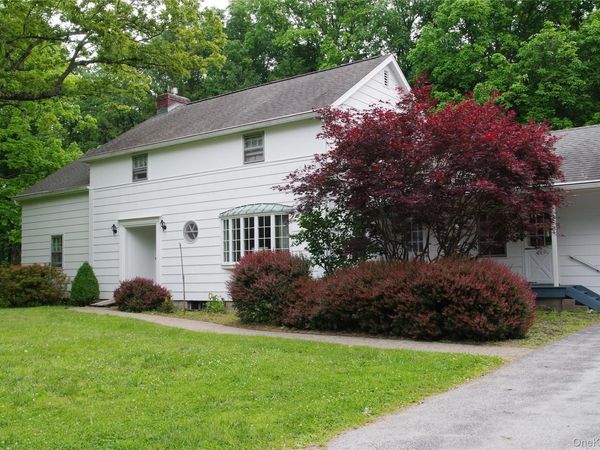 2464 Route 82 , Lagrangeville, NY 12540