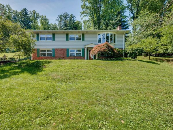 638 Fox Meadow Lane, Bristol, VA 24201