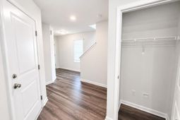 129 Kings Parish Court  photo 4