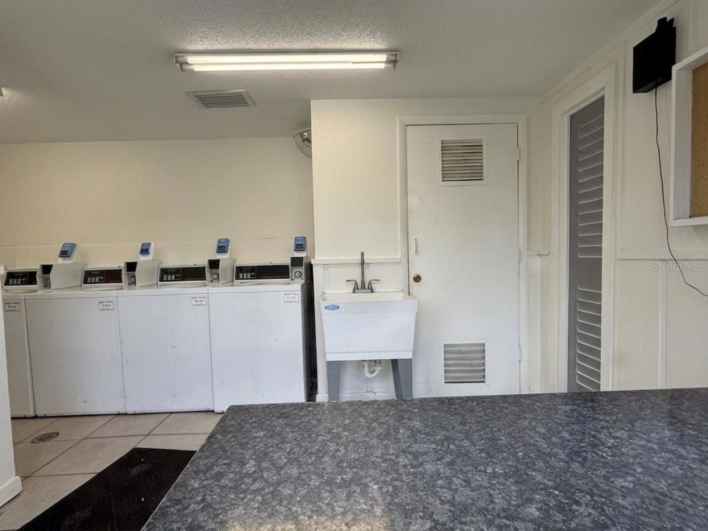 554 Orange Drive , Unit 15, Altamonte Springs, FL 32701 Photo