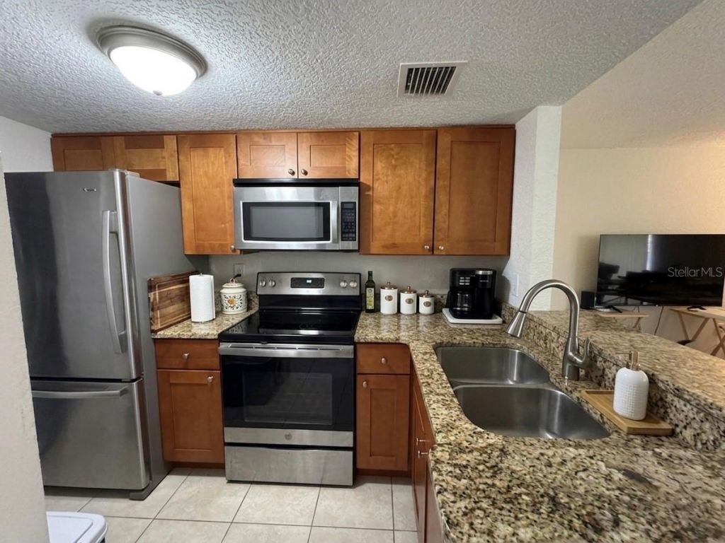 554 Orange Drive , Unit 15, Altamonte Springs, FL 32701 Photo