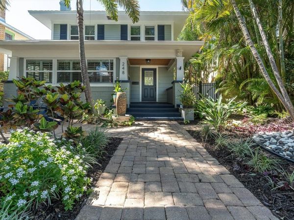248 14TH AVENUE NE, ST PETERSBURG, FL 33701