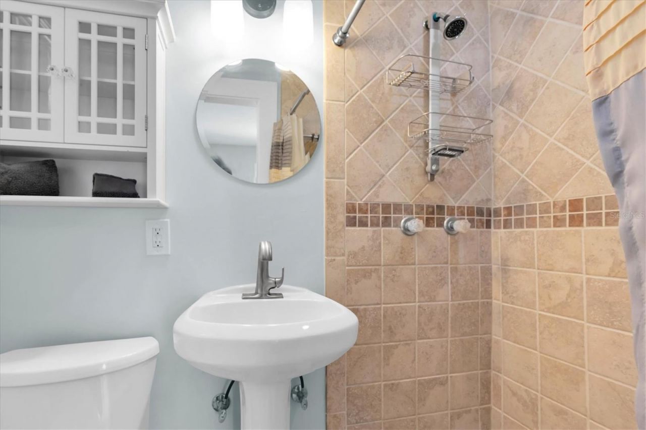 248 14th Avenue Ne, Saint Petersburg, FL 33701 Photo
