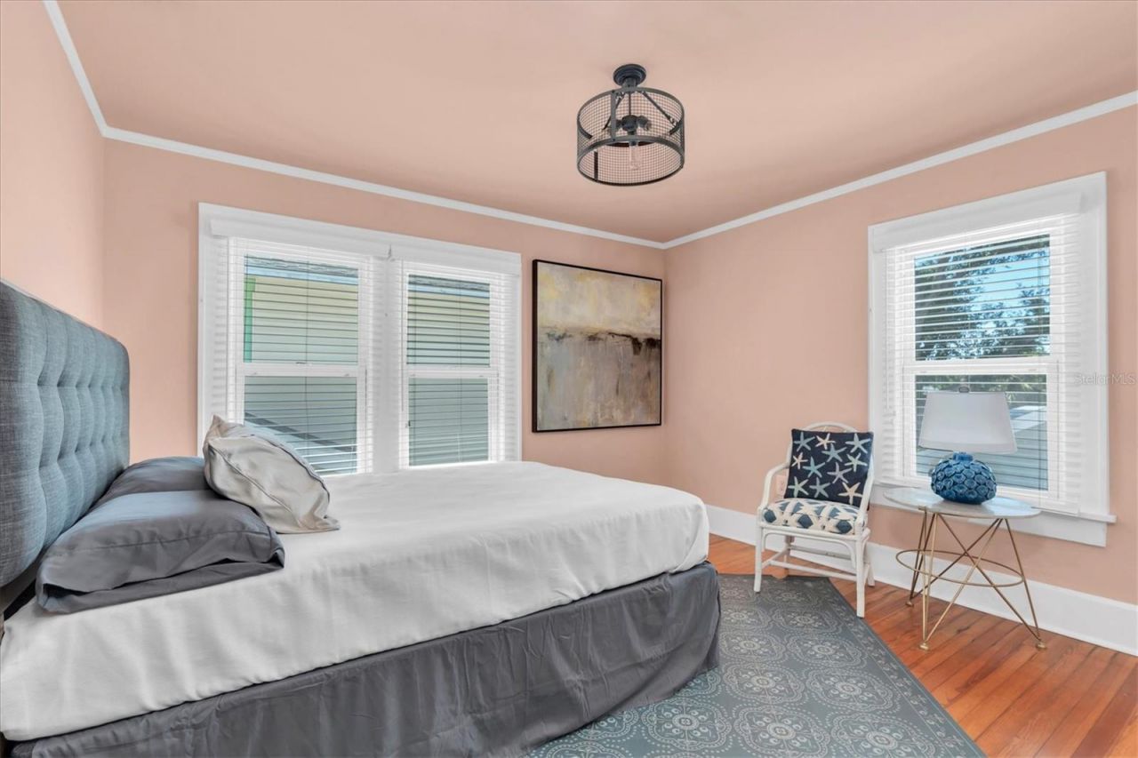248 14th Avenue Ne, Saint Petersburg, FL 33701 Photo