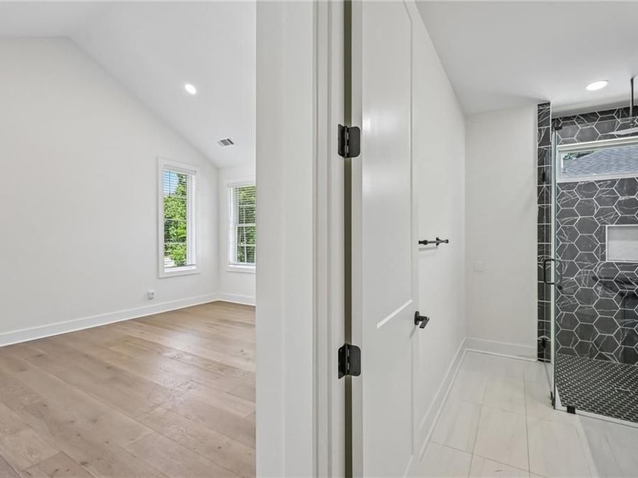 Property Image 73