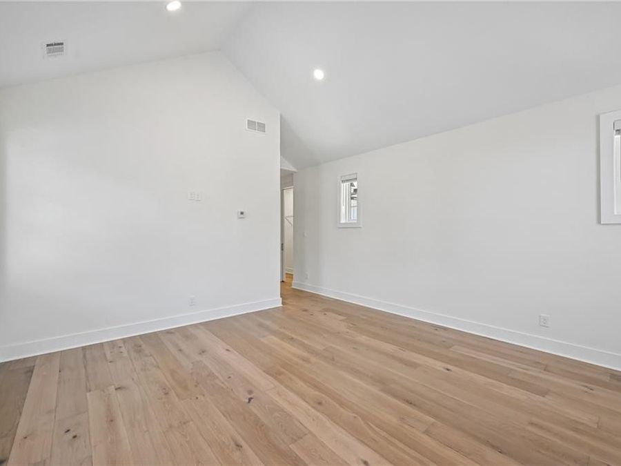 Property Image 77