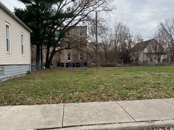 6531 S Emerald Avenue, Chicago, IL 60621