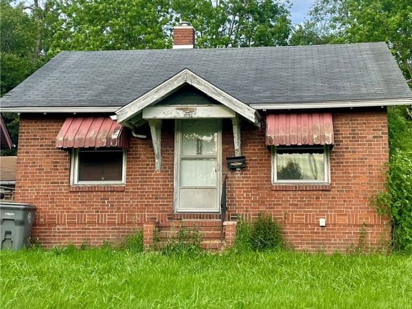 1725 Bentley Avenue, Youngstown, OH 44505