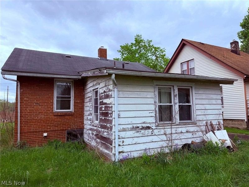 1725 Bentley Avenue, Youngstown, OH 44505 Photo 12