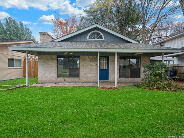 940 HAYSELTON AVE, New Braunfels, TX 78130