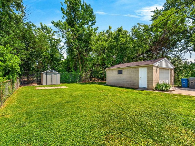 220 S Ashburton Road , Columbus, OH 43213 Photo 5