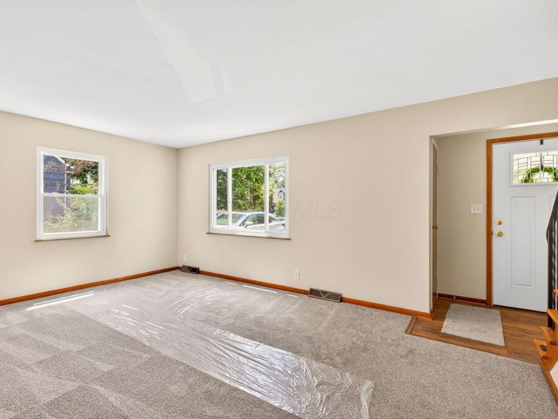 220 S Ashburton Road , Columbus, OH 43213 Photo 8