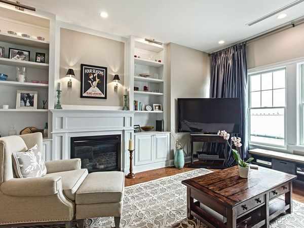 655 E 2nd St, Unit 204, Boston, MA 02127
