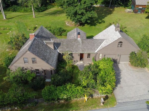 622 Spencer Rd., Oakham, MA 01068