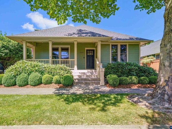 1564 Berkeley Ln E, Monmouth, OR 97361