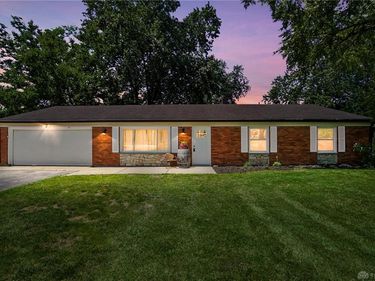 9095 N Bunnell Hill Road, Clearcreek Twp, OH 45458