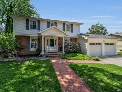 153 Pin Oak Drive  Buffalo, NY 14221