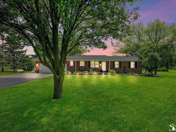 2205 lotus Drive, Erie, MI 48133