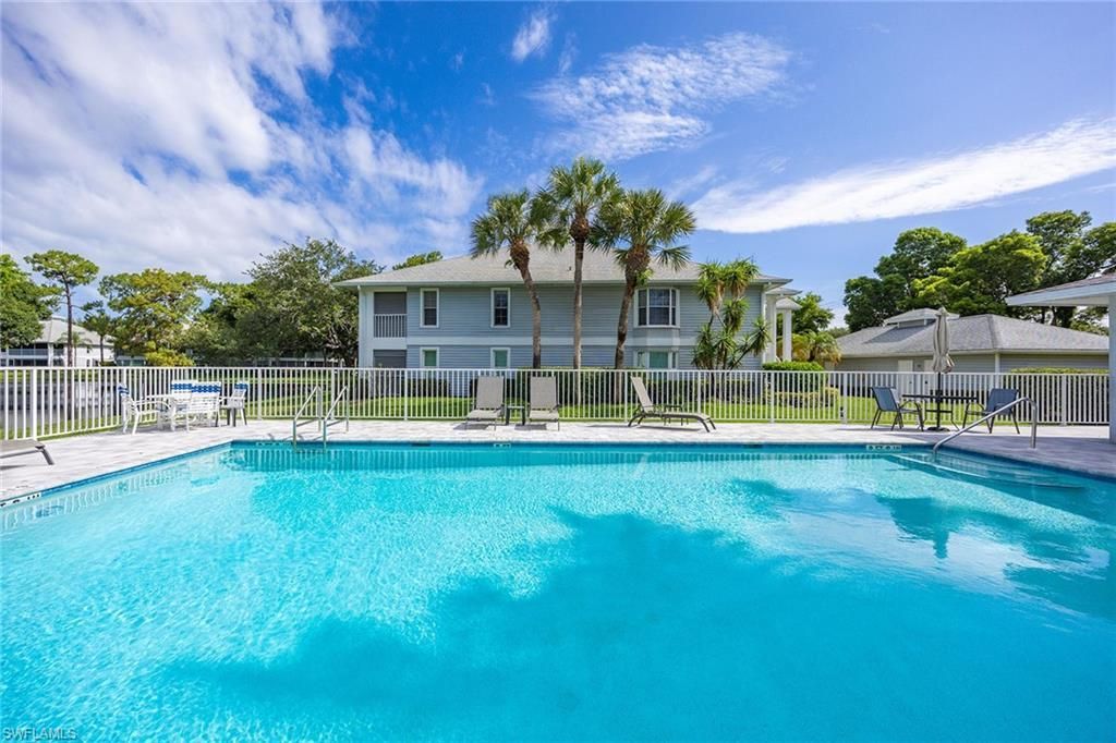 500 Misty Pines Cir, Unit 2-204, Naples, FL 34105 Photo