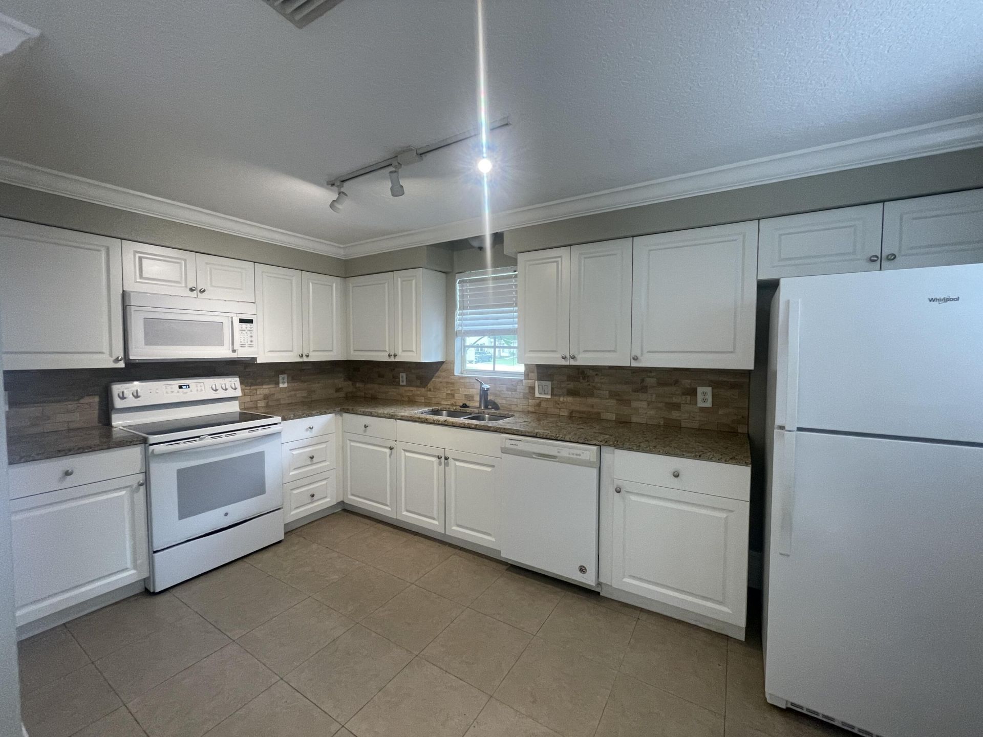 200 Old English Drive, Jupiter, FL 33458 Photo
